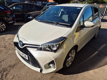Used Toyota Yaris 2015 for sale - 79467779: Photo