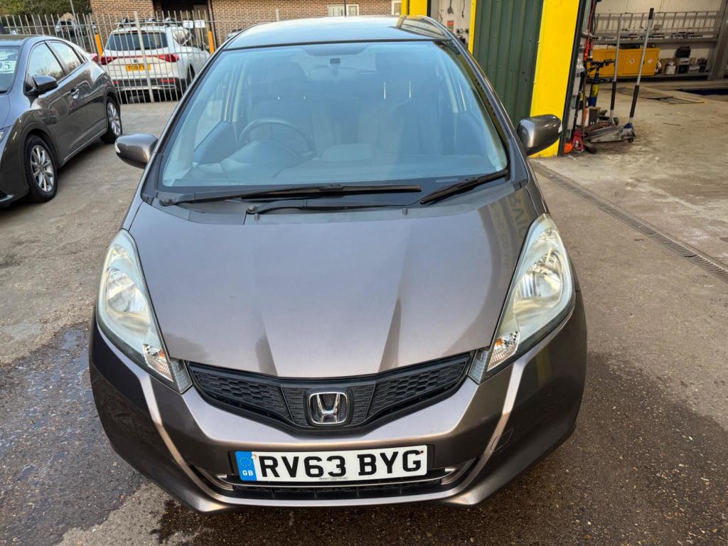 Used Honda Jazz 2013 for sale - 77962104: Photo 3