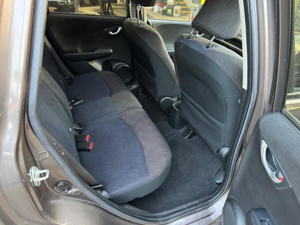 Used Honda Jazz 2013 for sale - 77962104: Photo 6