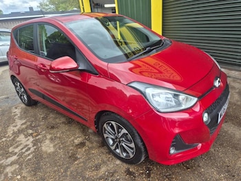 Used Hyundai i10 2017 for sale - 78457518: Photo
