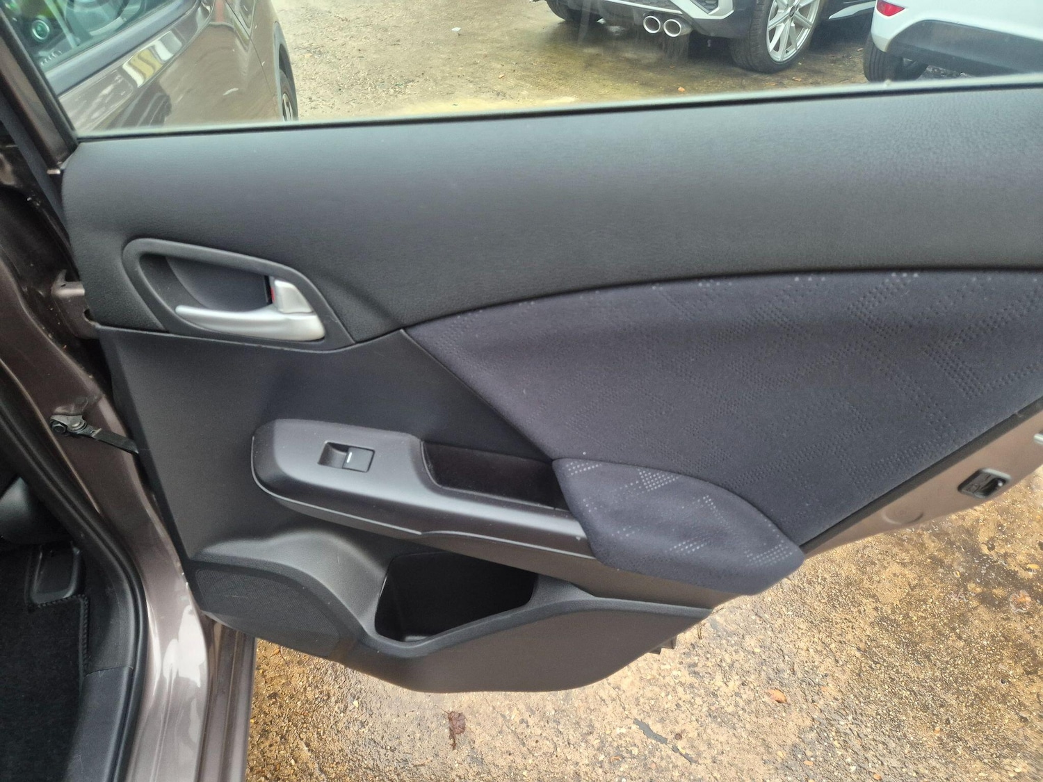 Used Honda Civic 2014 for sale - 76787817: Photo 29