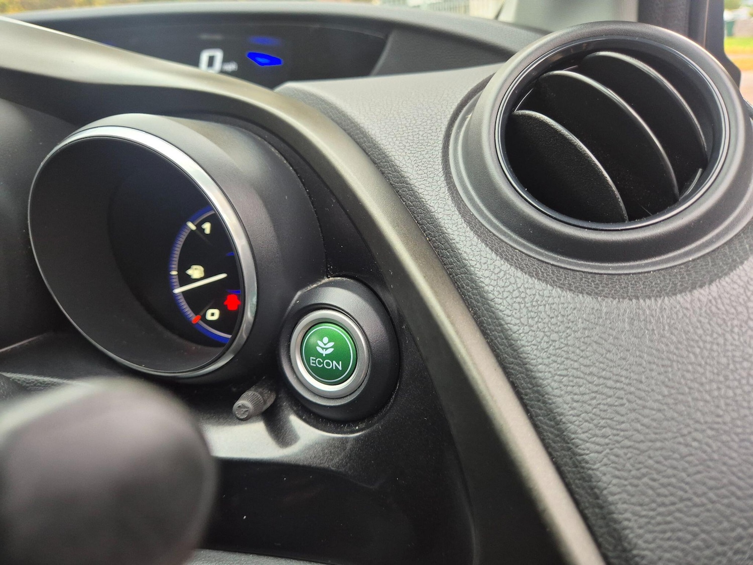 Used Honda Civic 2013 for sale - 76787848: Photo 19