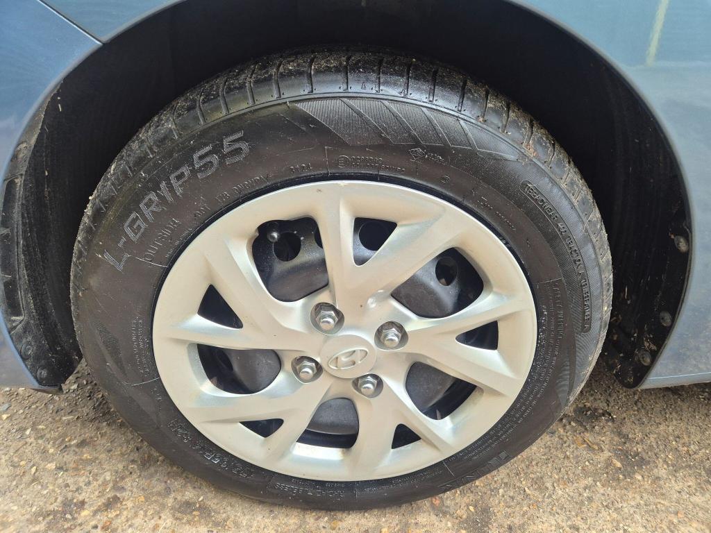 Used Hyundai i10 2017 for sale - 77034349: Photo 12