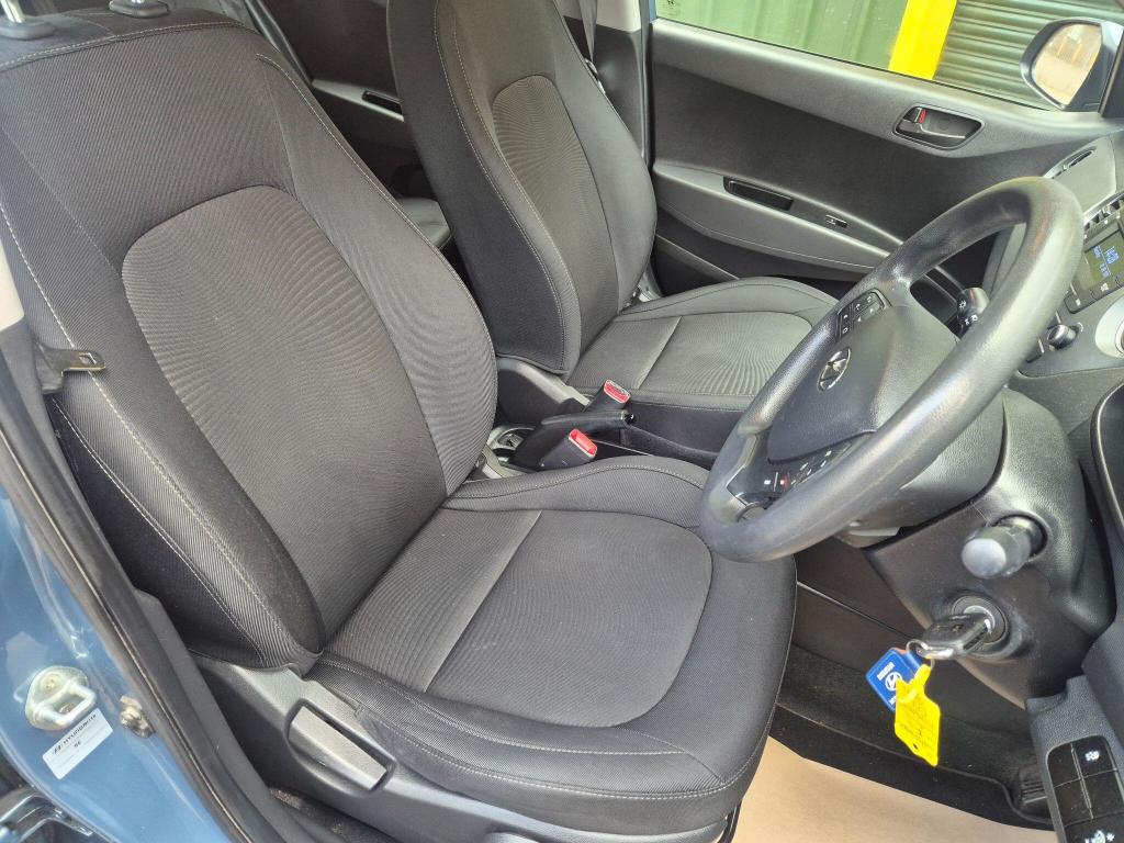 Used Hyundai i10 2017 for sale - 77034349: Photo 17