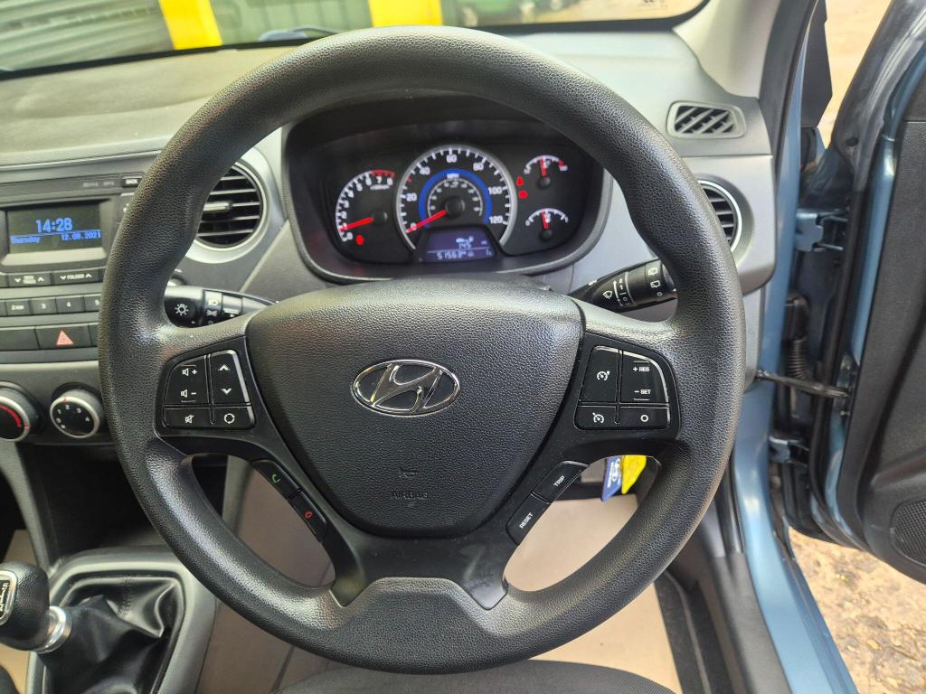 Used Hyundai i10 2017 for sale - 77034349: Photo 21