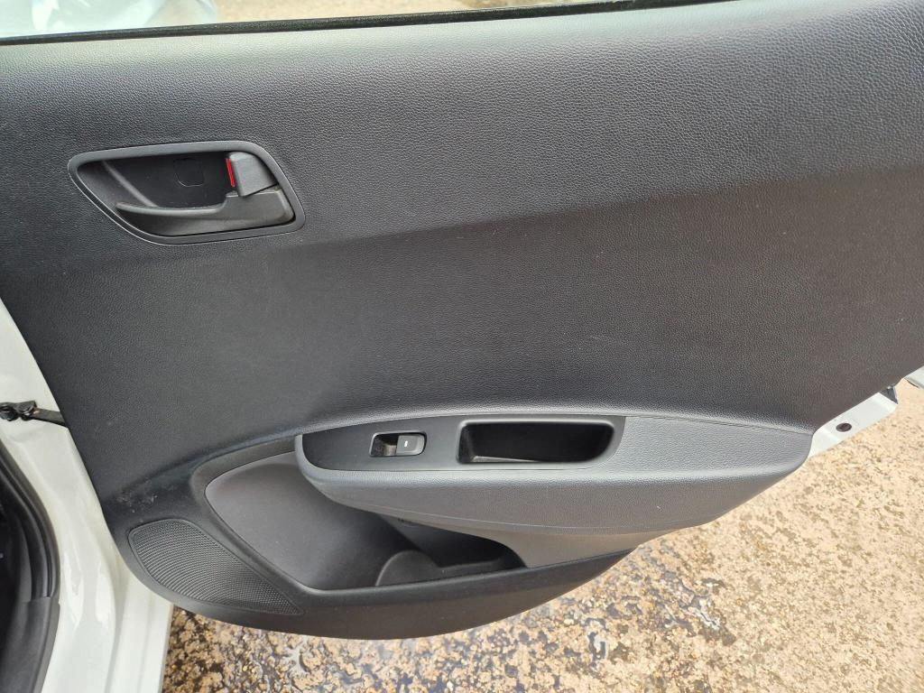 Used Hyundai i10 2017 for sale - 77034345: Photo 28