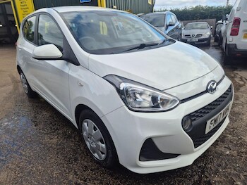 Used Hyundai i10 2017 for sale - 77034345: Photo