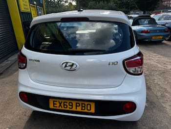 Used Hyundai i10 2019 for sale - 79580552: Photo