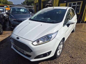 Used Ford Fiesta 2017 for sale - 76787822: Photo