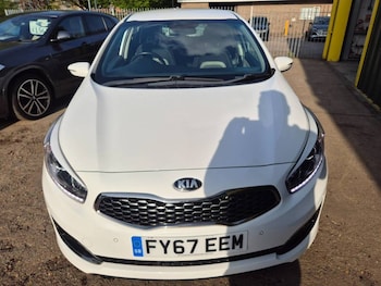 Used Kia Ceed 2017 for sale - 78340772: Photo