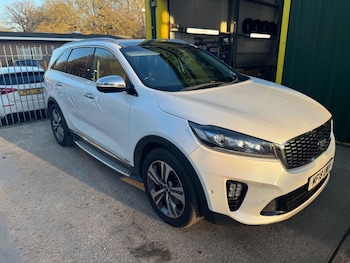 Used Kia Sorento 2018 for sale - 77719133: Photo