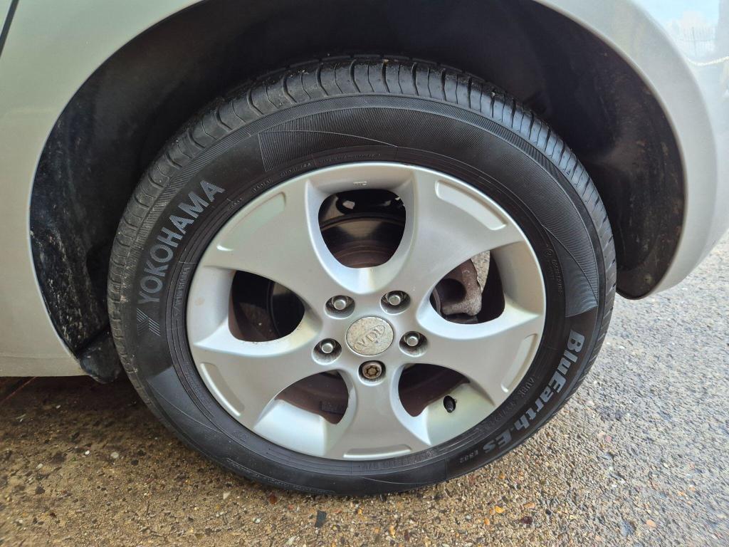 Used Kia Venga 2012 for sale - 77233909: Photo 13