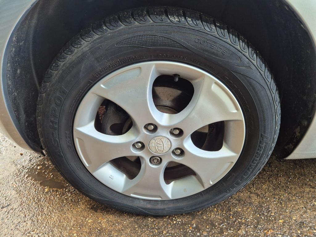 Used Kia Venga 2012 for sale - 77233909: Photo 15