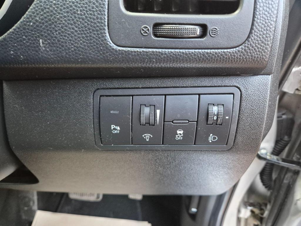 Used Kia Venga 2012 for sale - 77233909: Photo 21