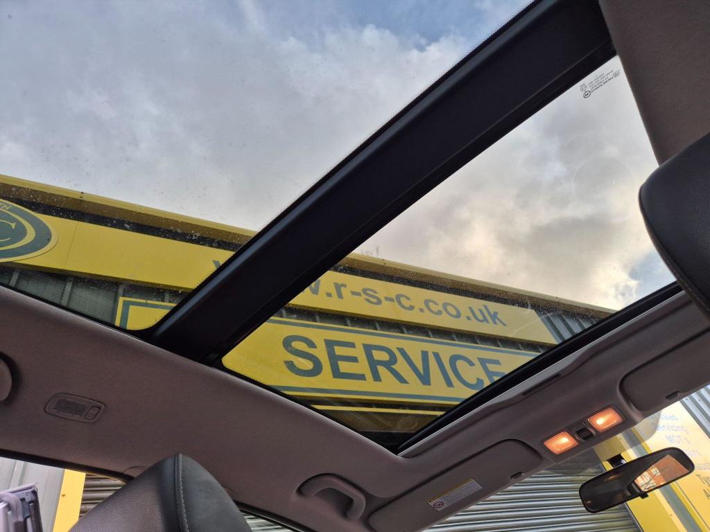 Used Kia Venga 2012 for sale - 77233909: Photo 45