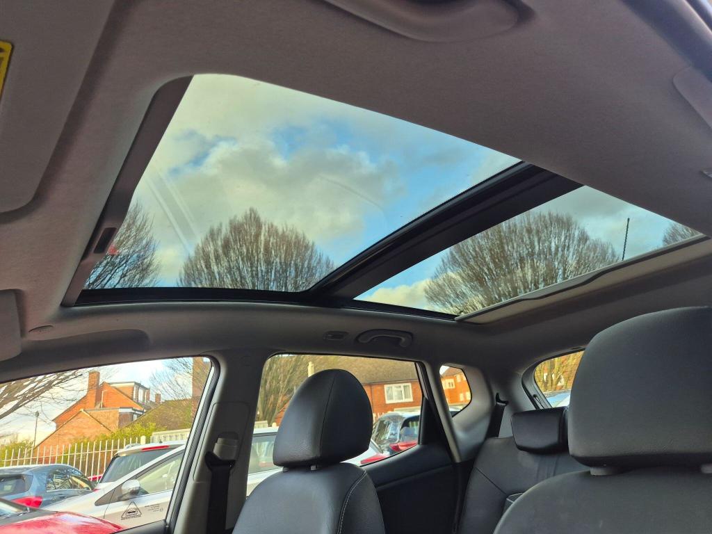 Used Kia Venga 2012 for sale - 77233909: Photo 51