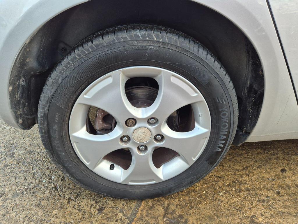 Used Kia Venga 2012 for sale - 77233909: Photo 7