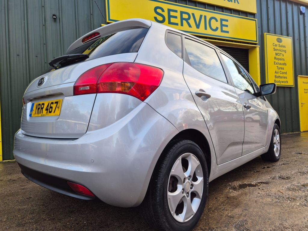 Used Kia Venga 2012 for sale - 77233909: Photo 9