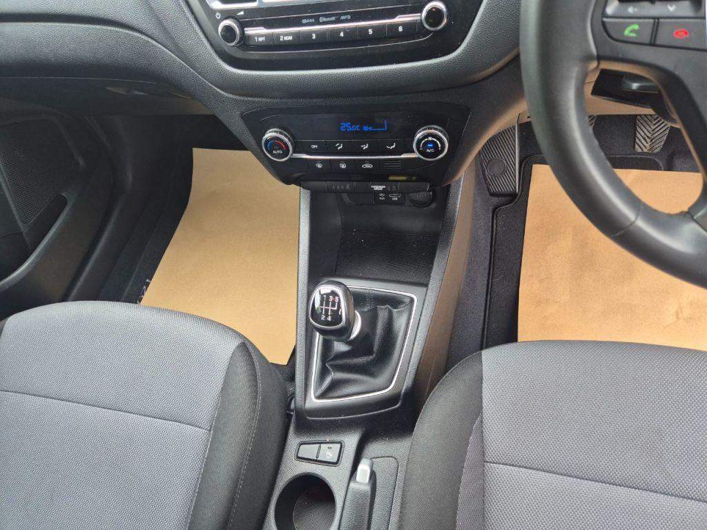 Used Hyundai i20 2017 for sale - 77023088: Photo 24