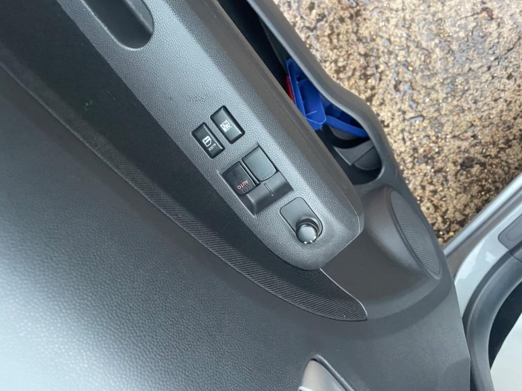 Used Suzuki Splash 2012 for sale - 76787853: Photo 34