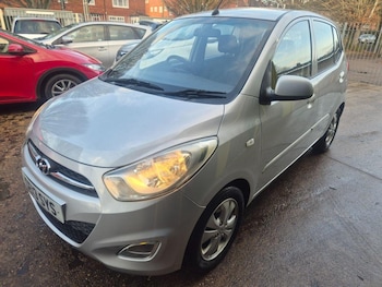 Used Hyundai i10 2013 for sale - 77233907: Photo