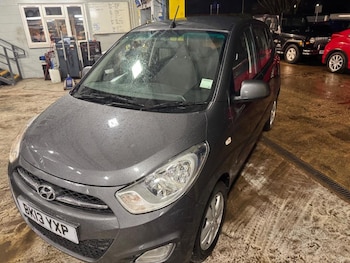 Used Hyundai i10 2013 for sale - 77477105: Photo