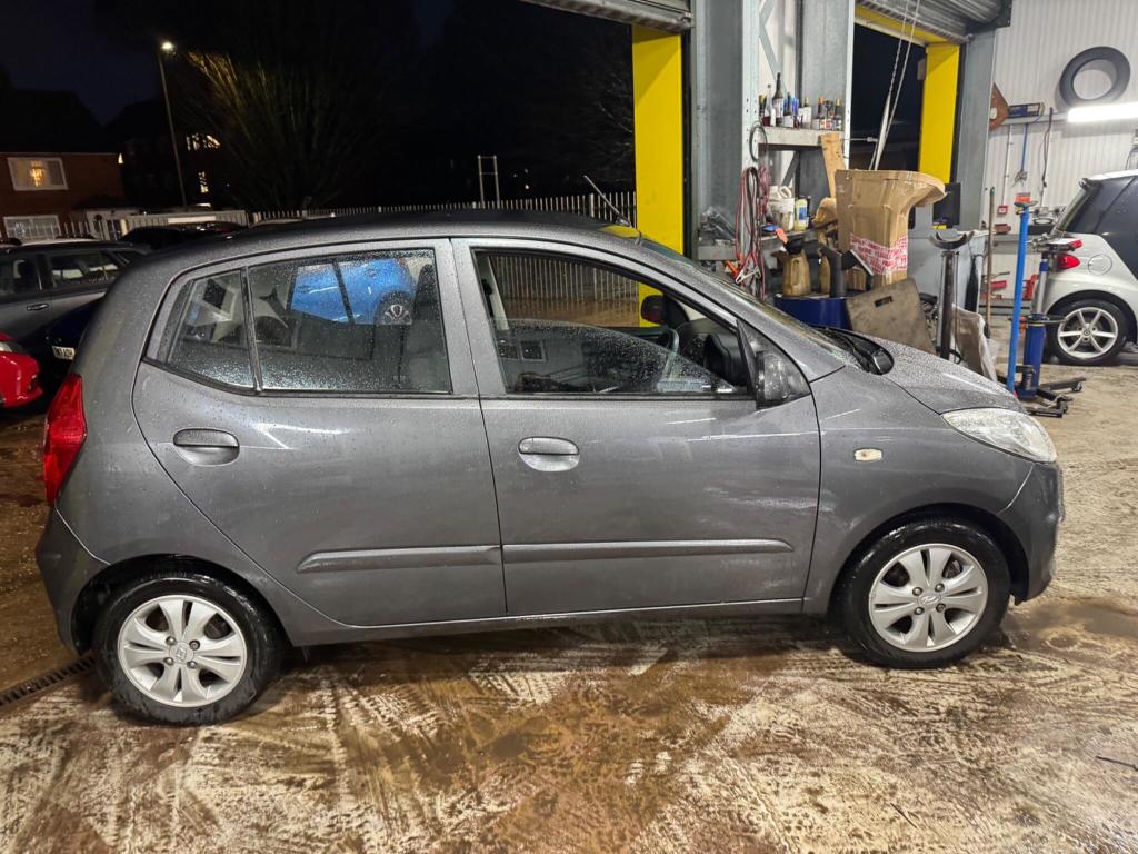 Used Hyundai i10 2013 for sale - 77477105: Photo 5