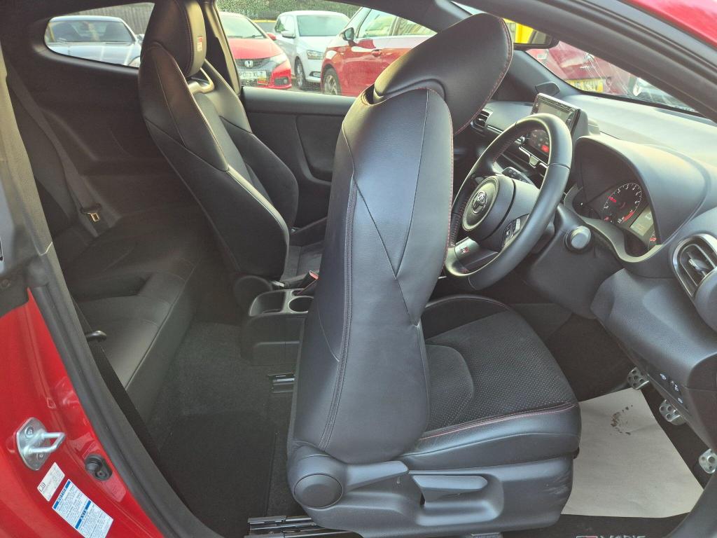 Used Toyota Yaris 2021 for sale - 77034399: Photo 31