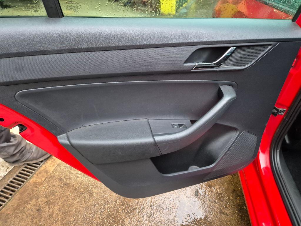 Used Skoda Rapid Spaceback 2016 for sale - 77607990: Photo 34