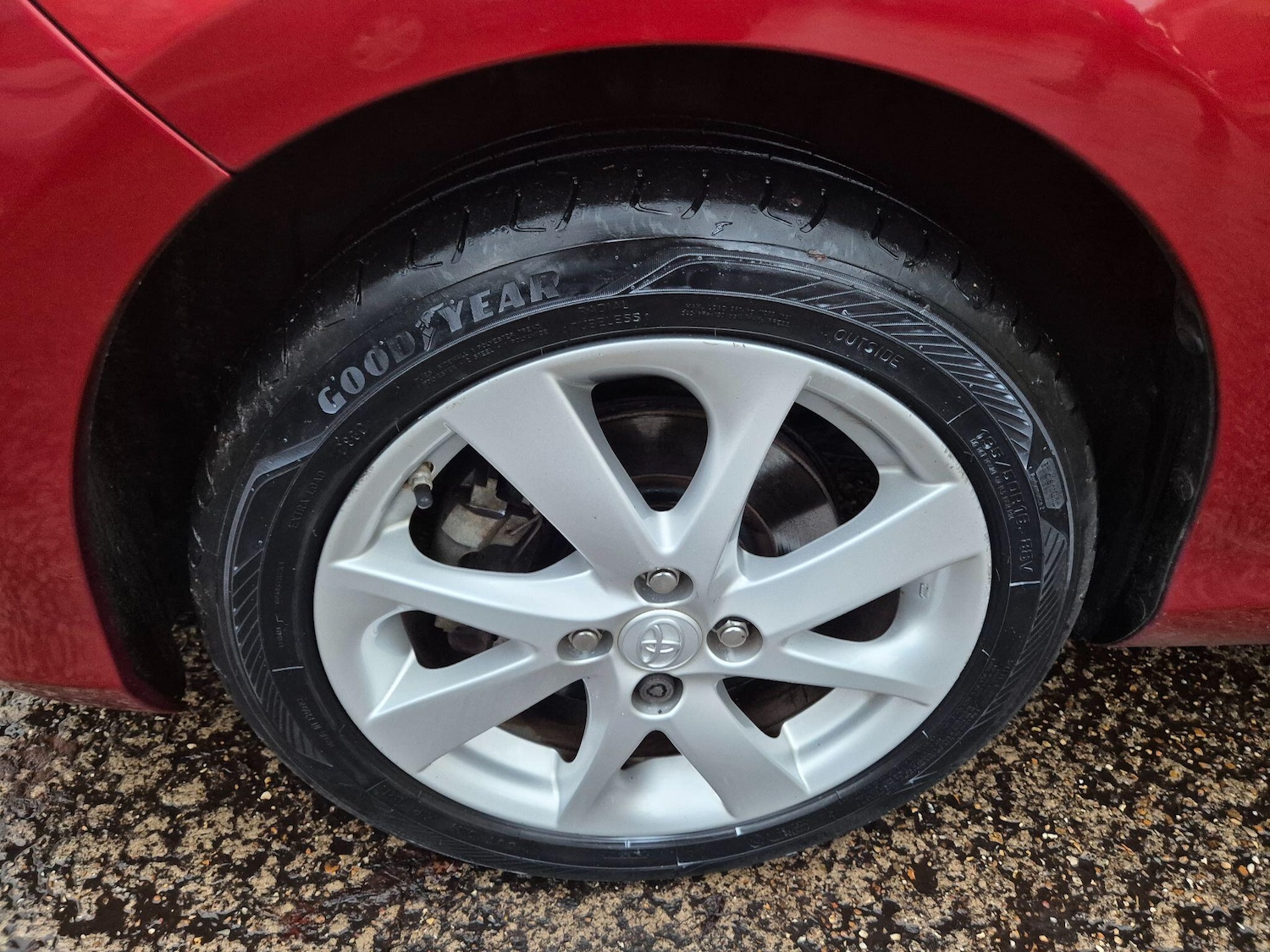 Used Toyota Yaris 2015 for sale - 76787841: Photo 12