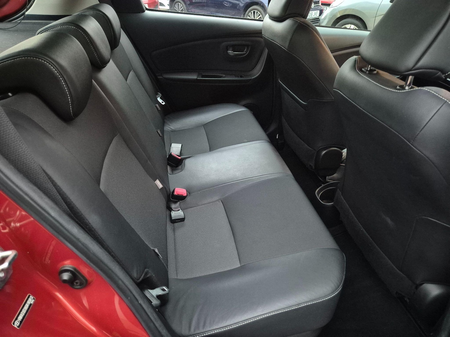 Used Toyota Yaris 2015 for sale - 76787841: Photo 28