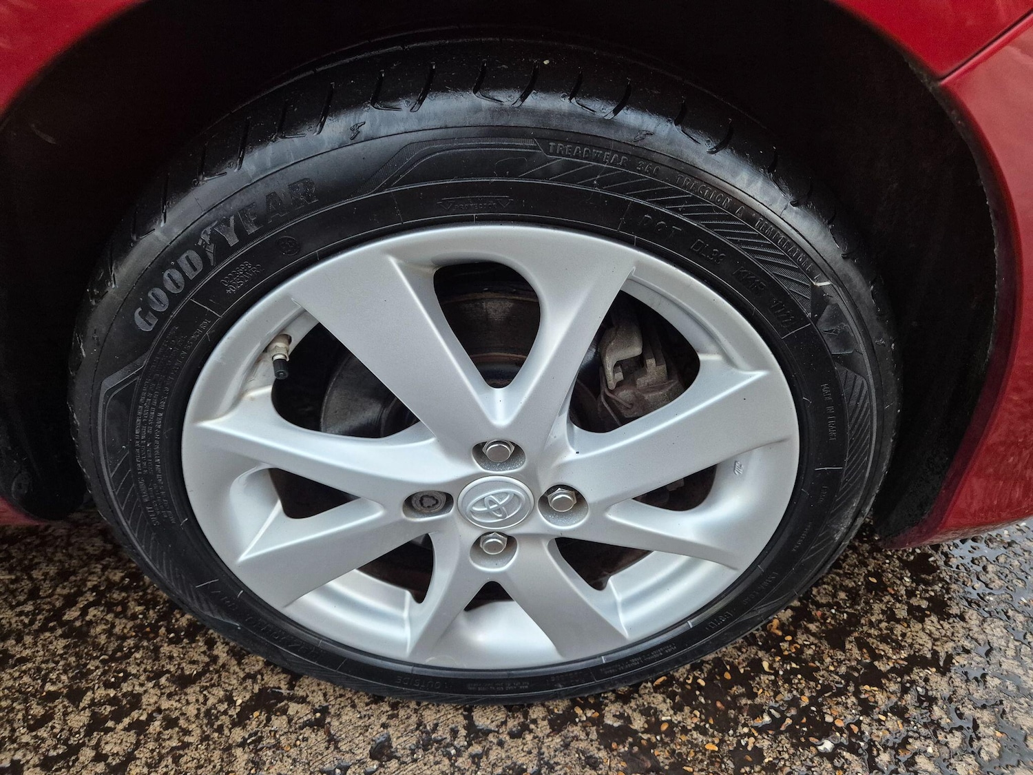 Used Toyota Yaris 2015 for sale - 76787841: Photo 4