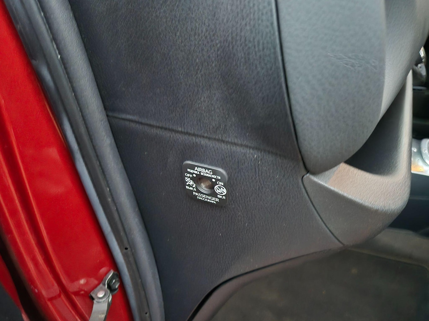 Used Toyota Yaris 2015 for sale - 76787841: Photo 44