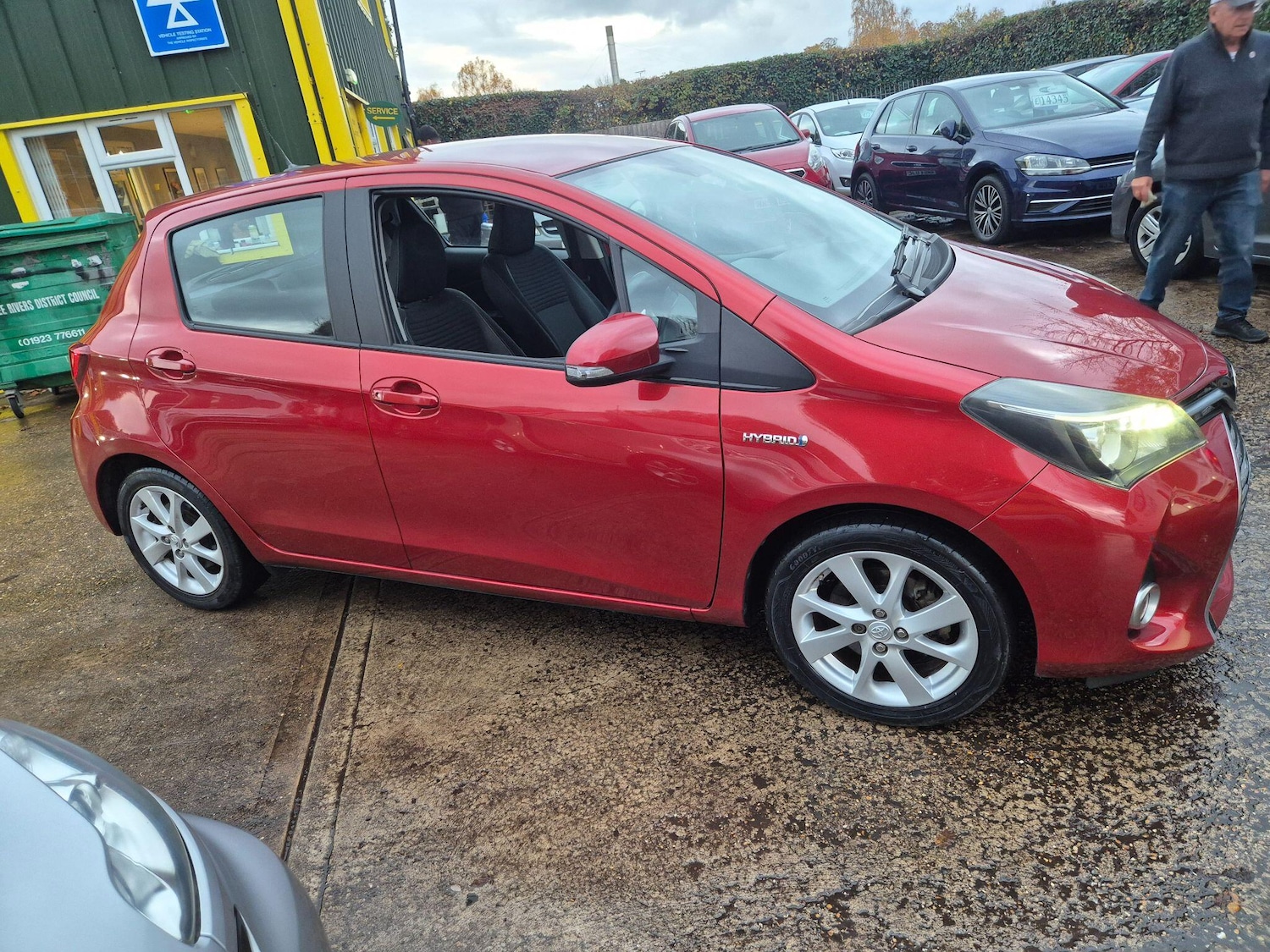 Used Toyota Yaris 2015 for sale - 76787841: Photo 5