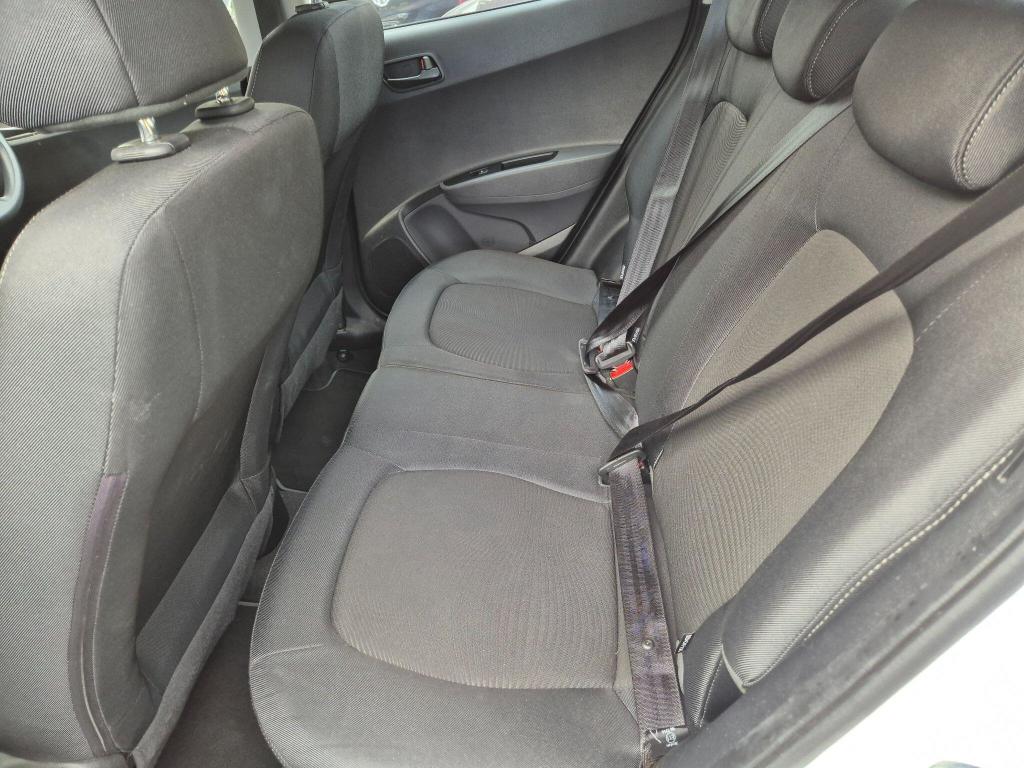 Used Hyundai i10 2017 for sale - 77037581: Photo 31