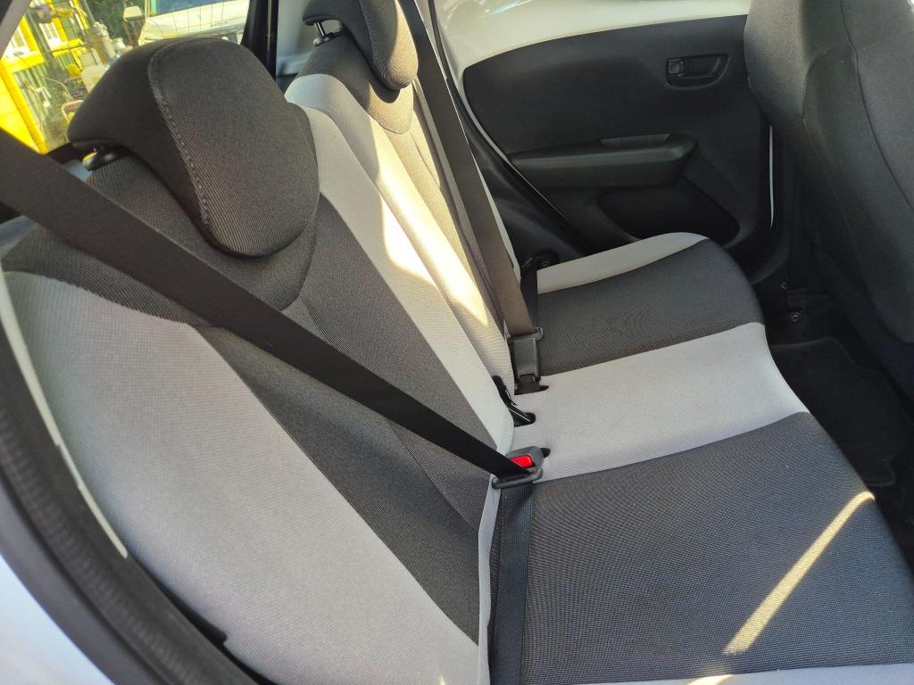 Used Toyota AYGO 2015 for sale - 77023054: Photo 26