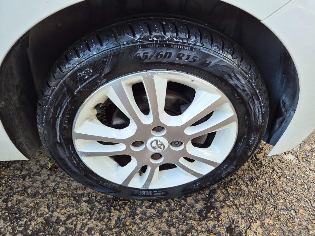 Used Toyota AYGO 2015 for sale - 77023054: Photo 4