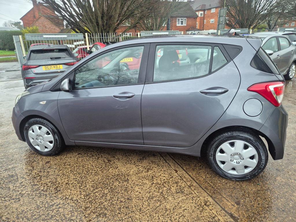 Used Hyundai i10 2017 for sale - 77501603: Photo 11
