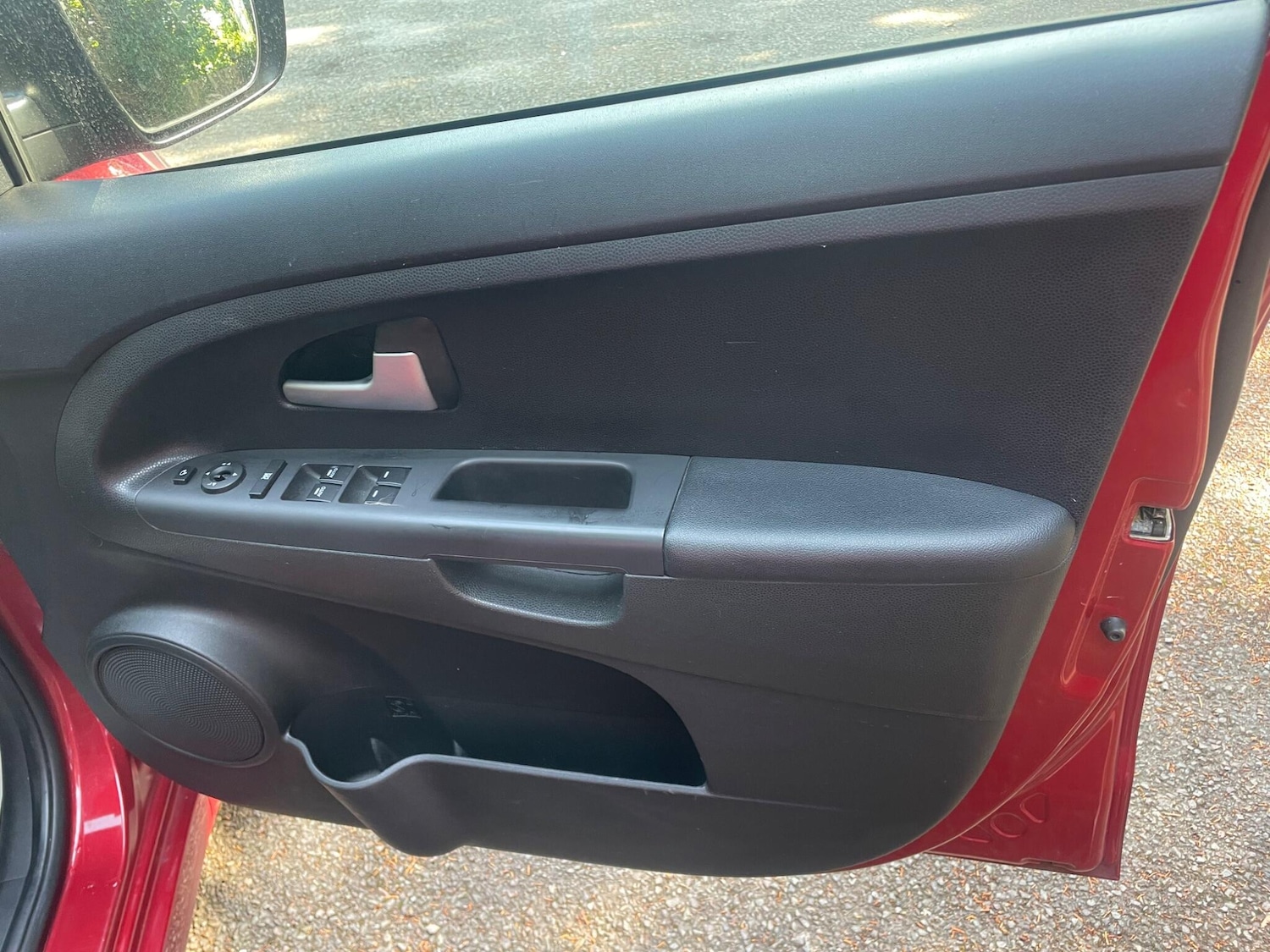 Used Kia Venga 2015 for sale - 76787858: Photo 21