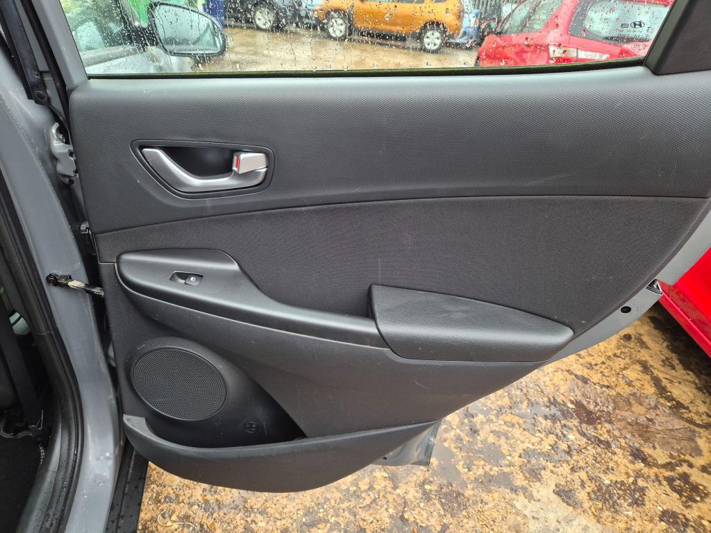 Used Hyundai KONA 2022 for sale - 77679879: Photo 33