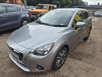 Used Mazda Mazda2 2015 for sale - 77501599: Photo