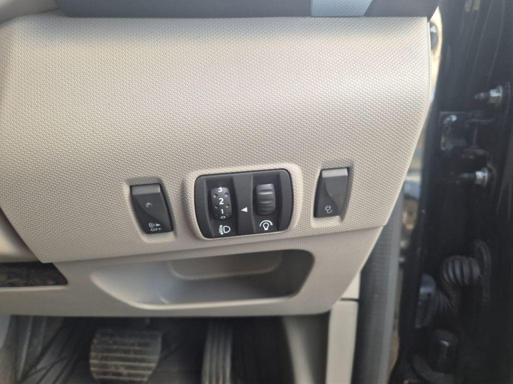 Used Renault Zoe 2014 for sale - 77034390: Photo 18