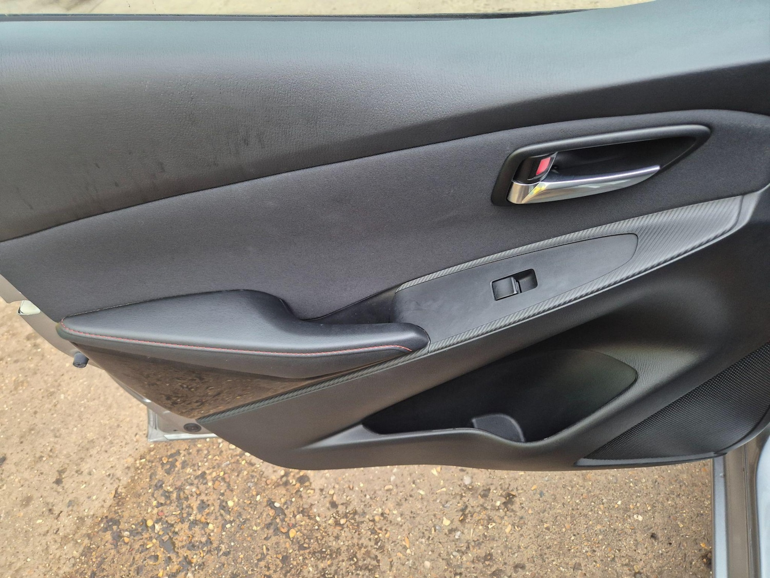 Used Mazda Mazda2 2015 for sale - 76787834: Photo 38