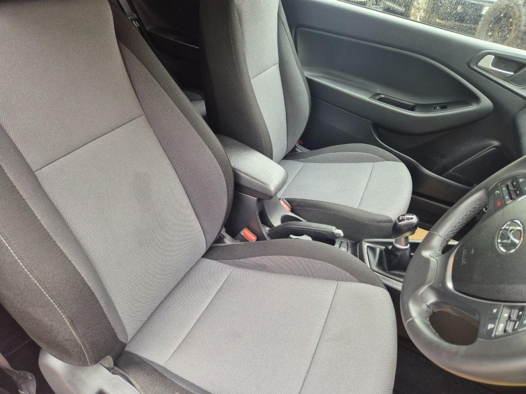 Used Hyundai i20 2017 for sale - 77167881: Photo 15