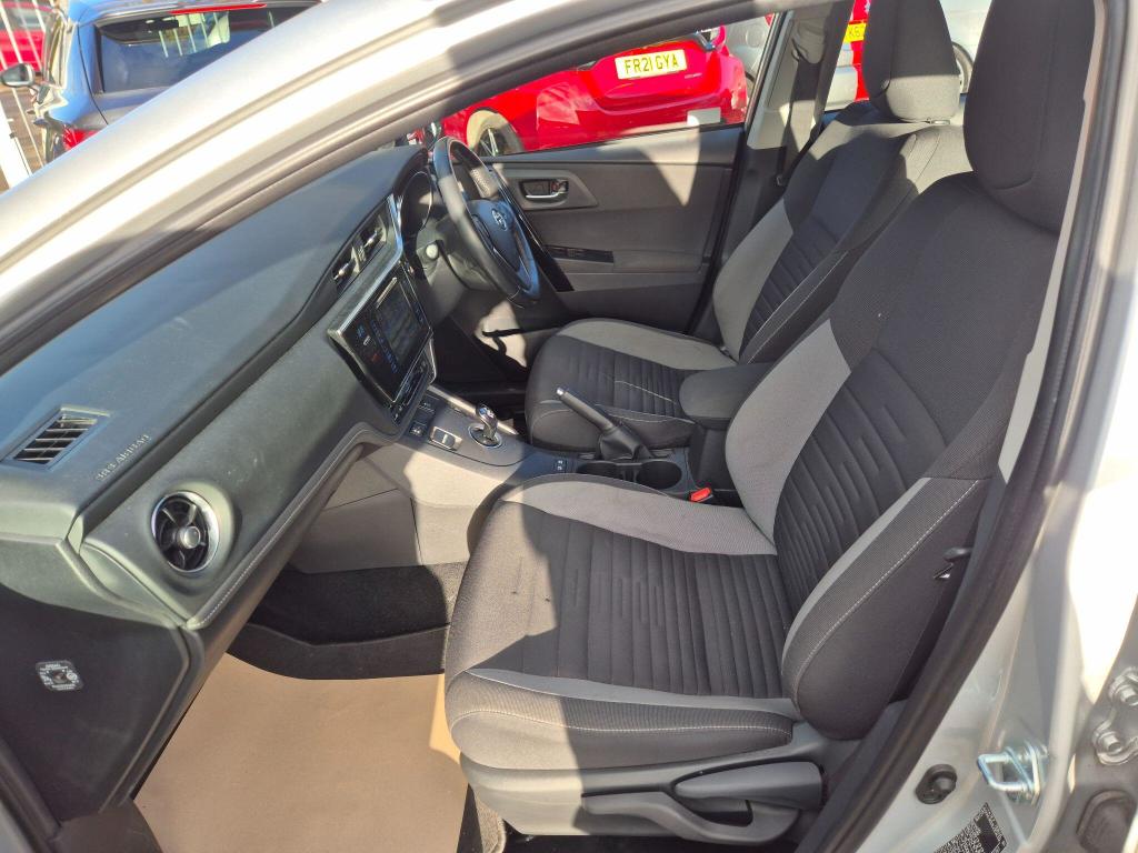 Used Toyota Auris 2018 for sale - 77034351: Photo 38