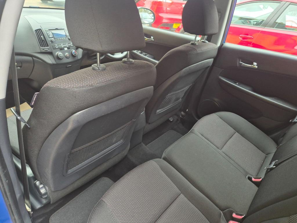 Used Hyundai i30 2009 for sale - 77888518: Photo 29