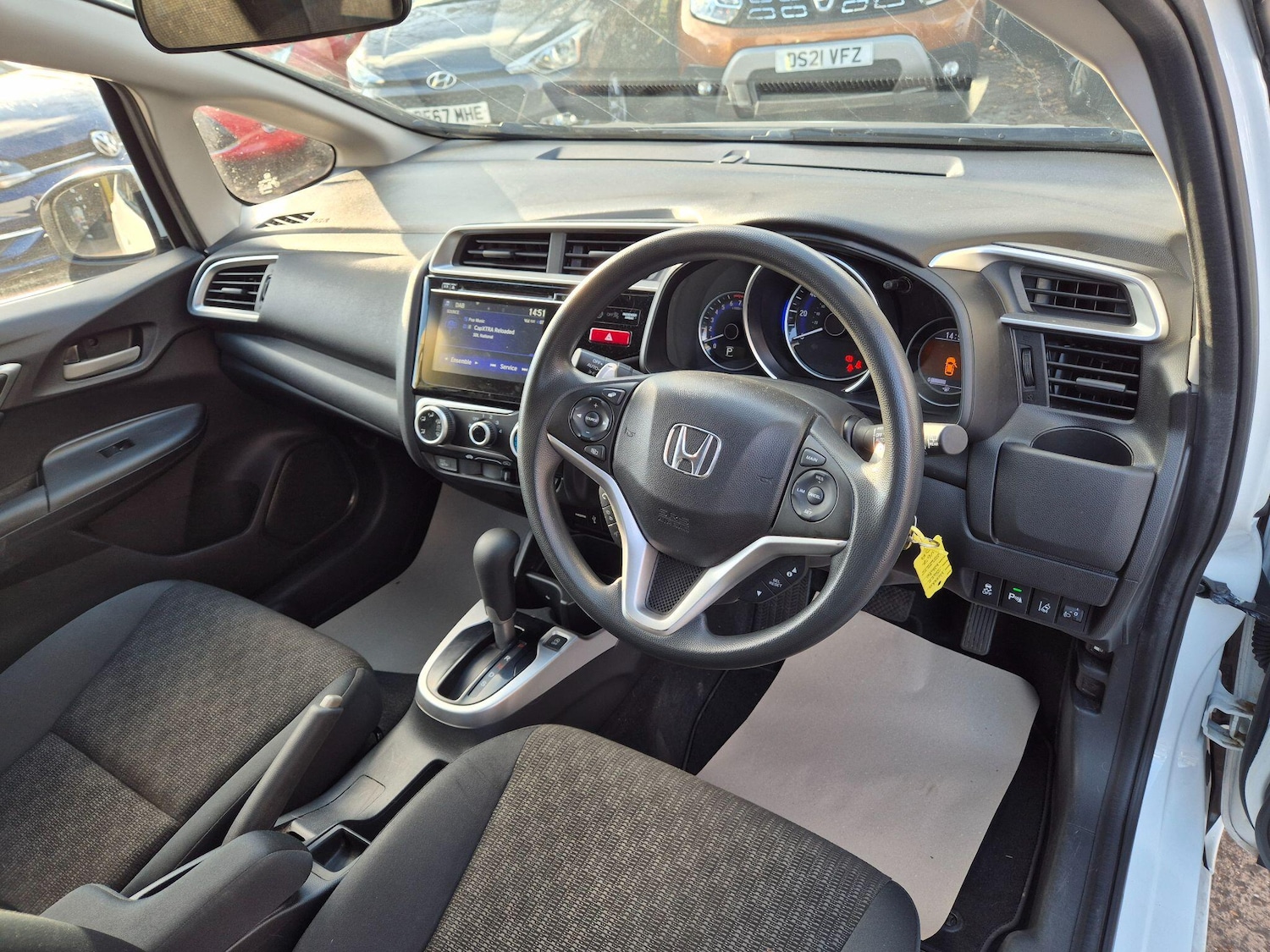 Used Honda Jazz 2017 for sale - 76787844: Photo 14