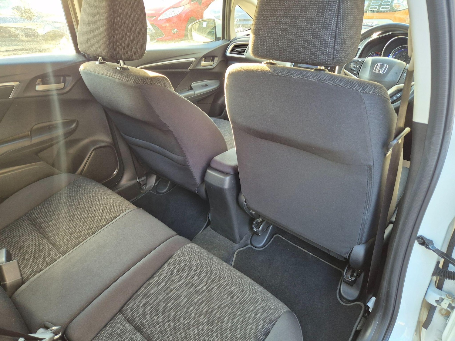 Used Honda Jazz 2017 for sale - 76787844: Photo 28