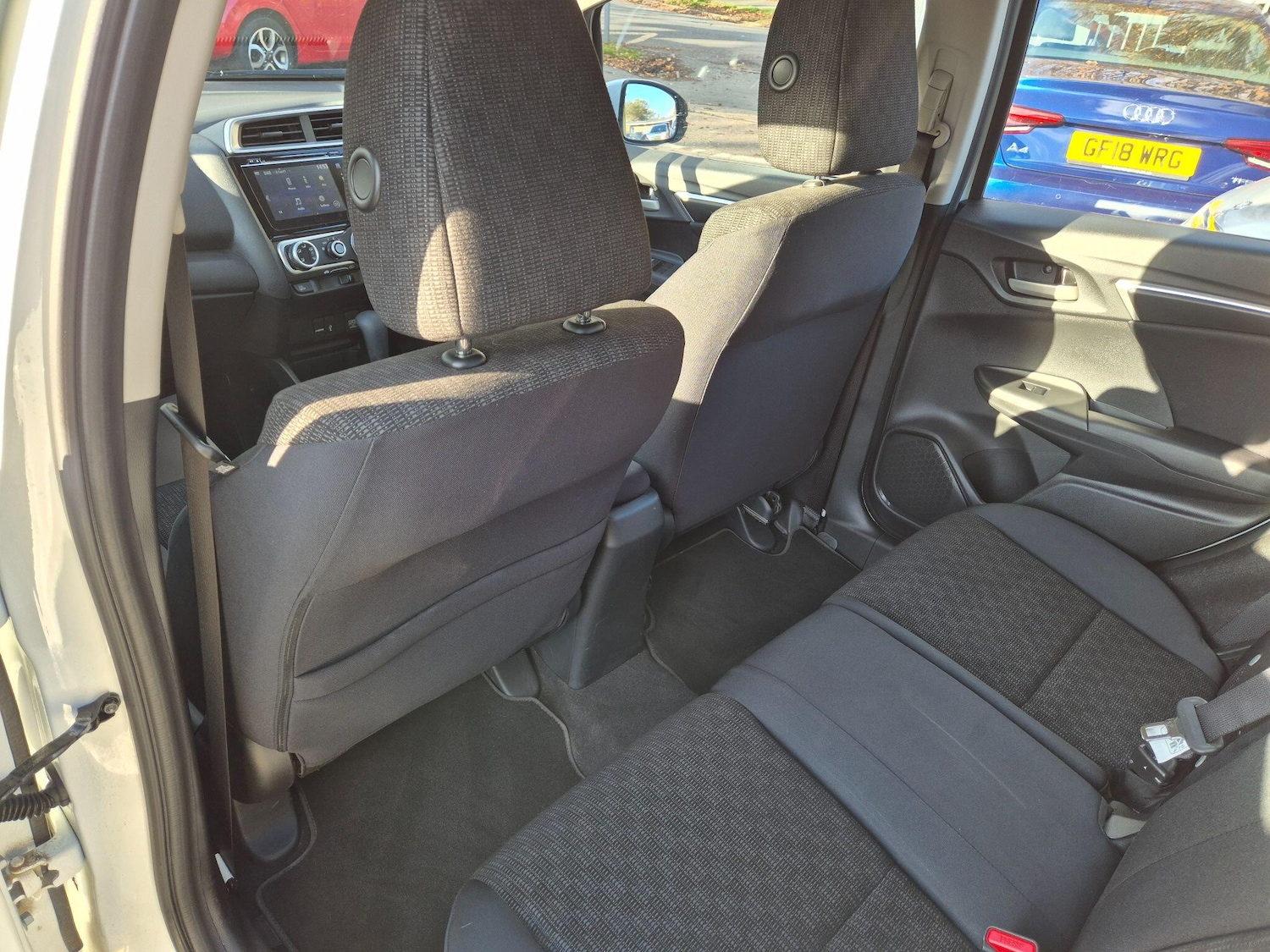 Used Honda Jazz 2017 for sale - 76787844: Photo 34