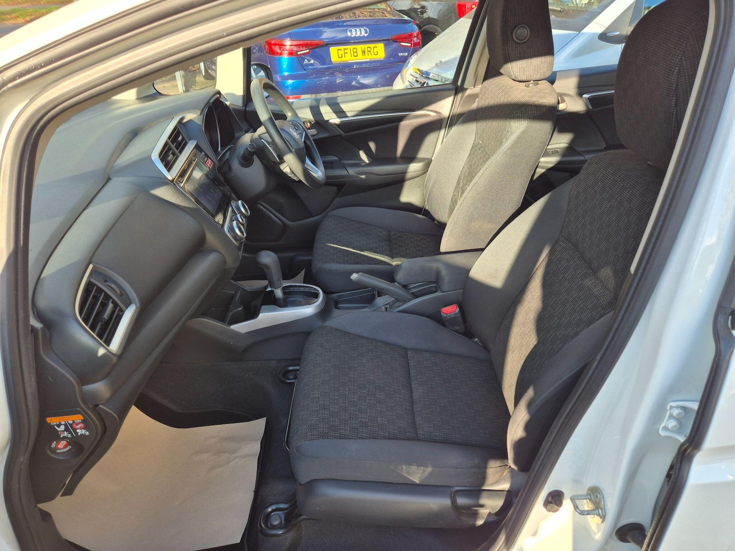 Used Honda Jazz 2017 for sale - 76787844: Photo 38